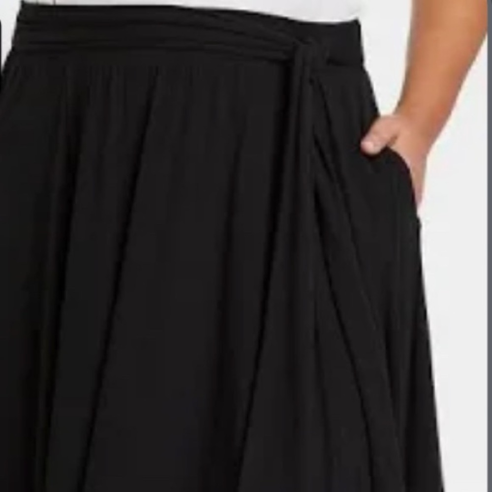 Universal Thread Women’s Plus Size Tie-Waist Knit Maxi Skirt